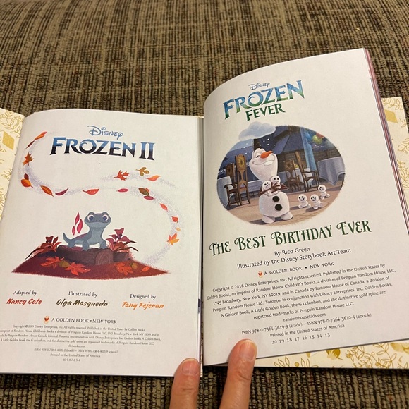 Two Disney Little Golden Frozen Books - Picture 2 of 5